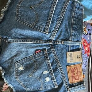 Levi's Classic Blue Denim Shorts size 26 NWT